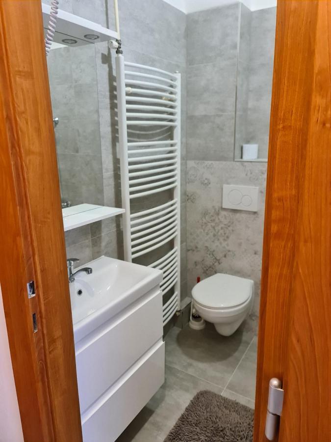 Hotel Koruna Roznov pod Radhostem Exterior photo