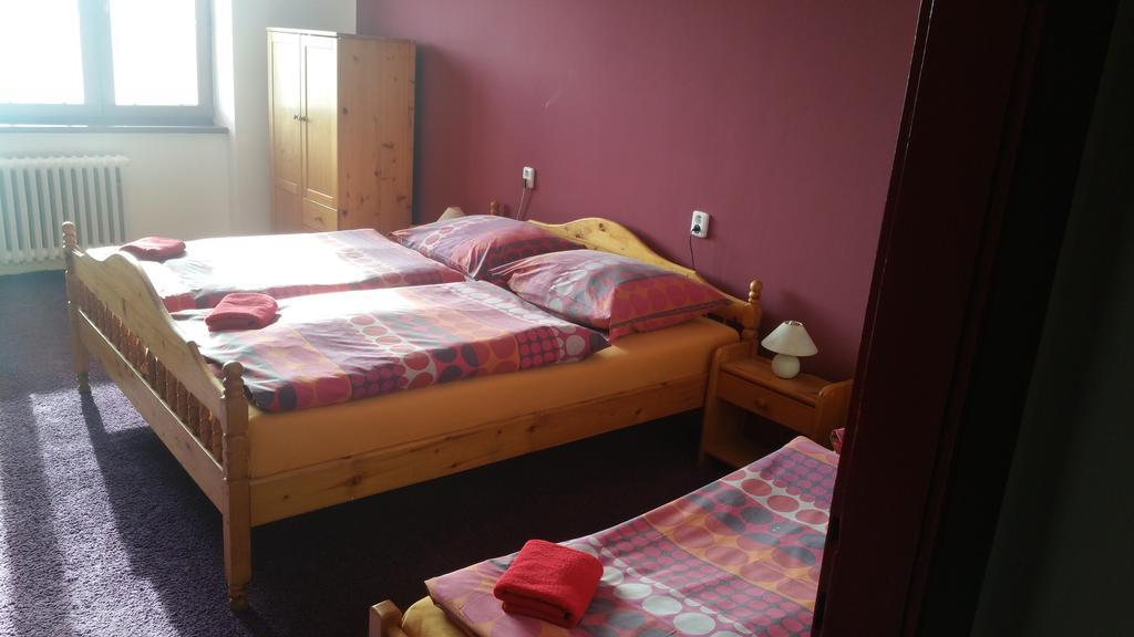Hotel Koruna Roznov pod Radhostem Room photo