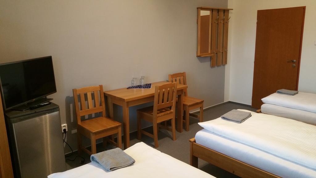 Hotel Koruna Roznov pod Radhostem Room photo