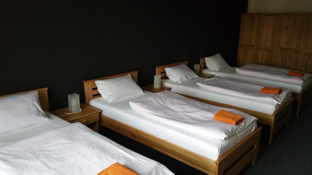 Hotel Koruna Roznov pod Radhostem Room photo